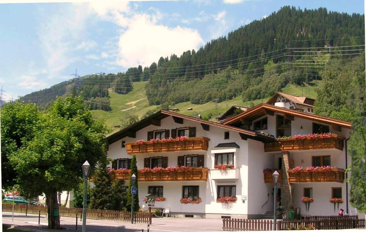 Haus Fallesin Sankt Anton am Arlberg Esterno foto