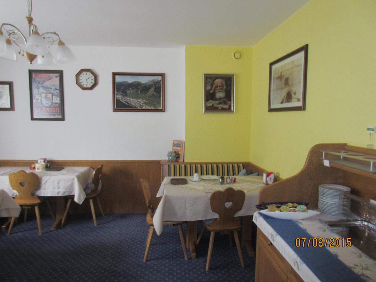 Haus Fallesin Sankt Anton am Arlberg Esterno foto